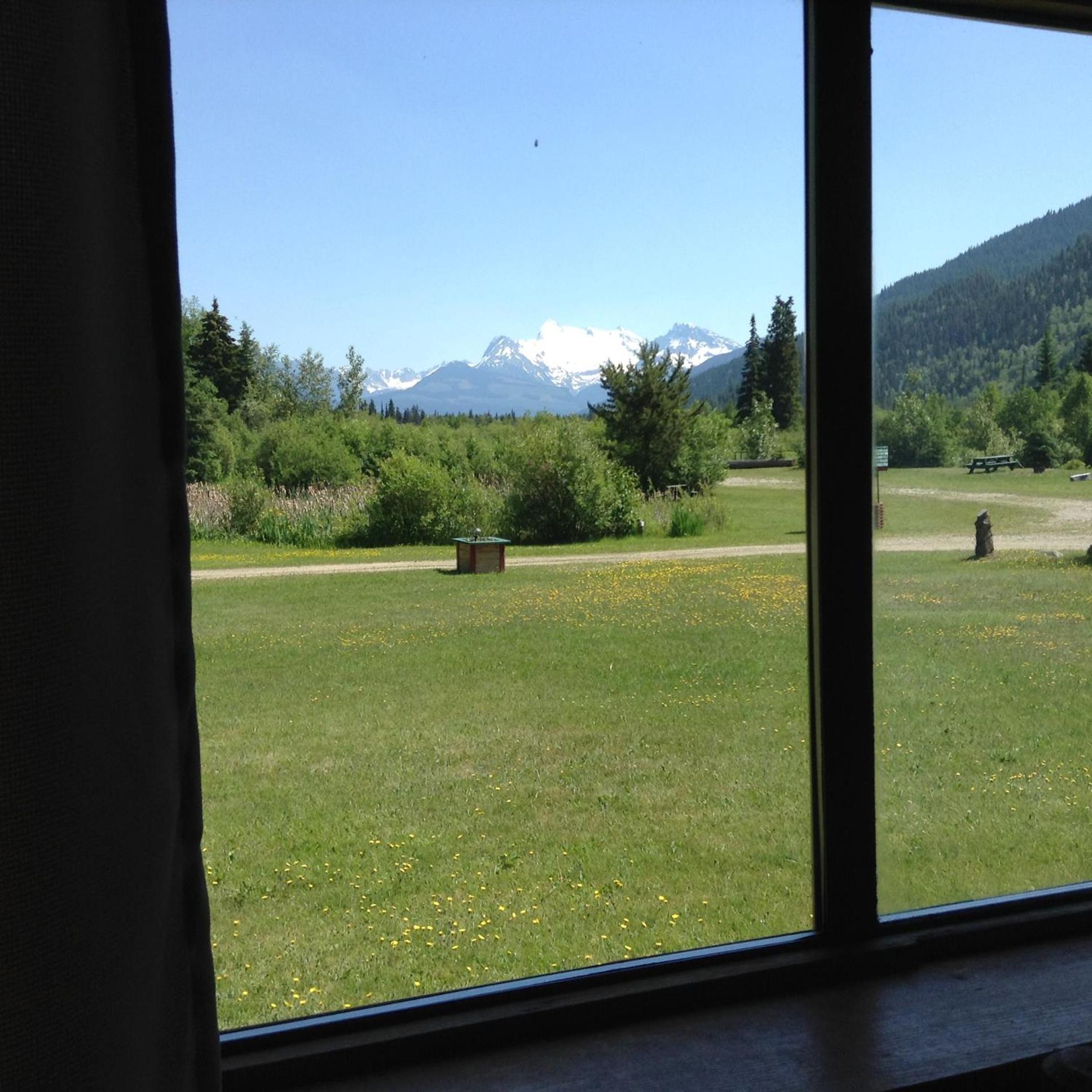 Summit River Lodge & Campsites Valemount Quarto foto